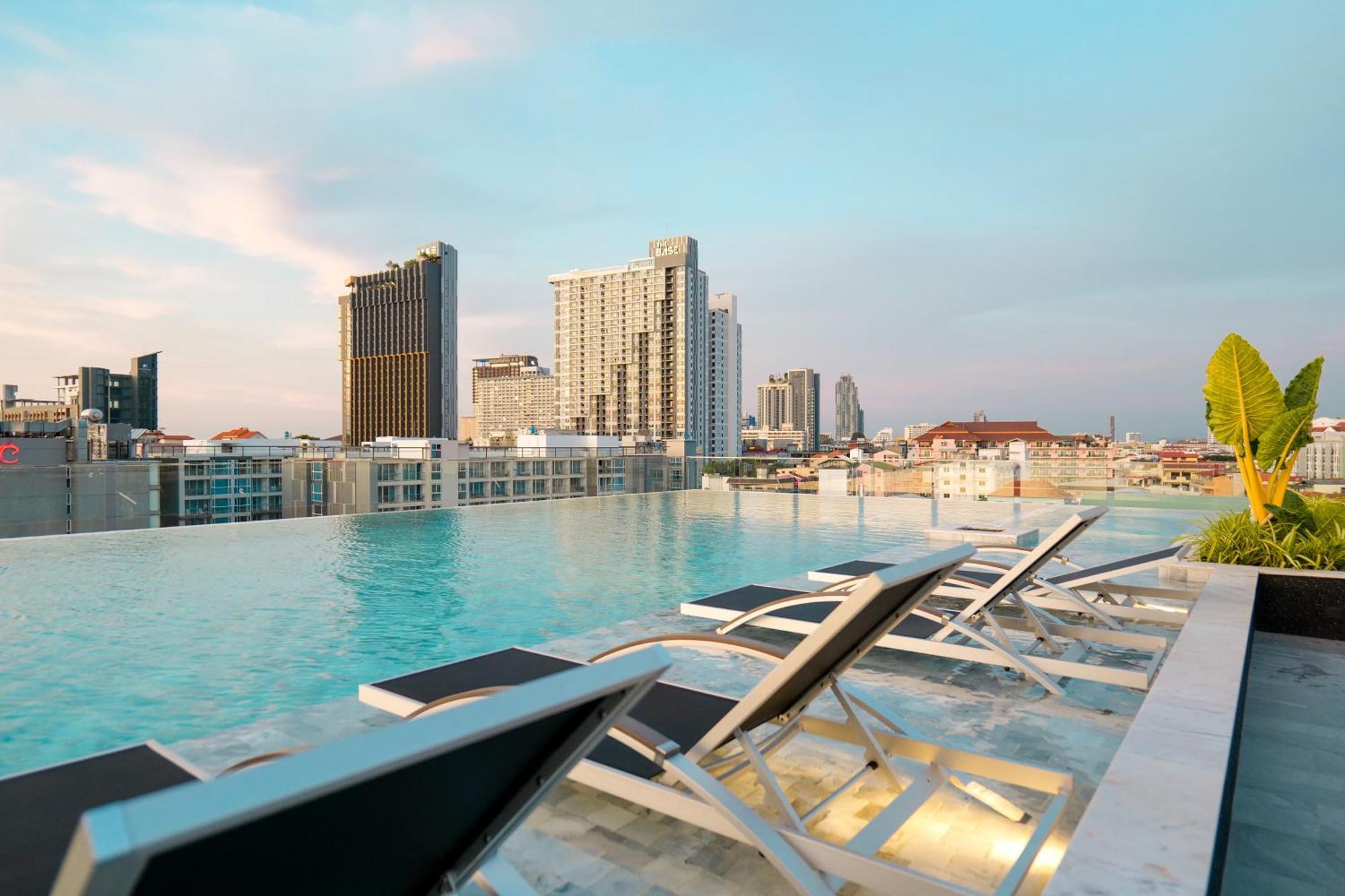 Amethyst Hotel Pattaya Exteriör bild
